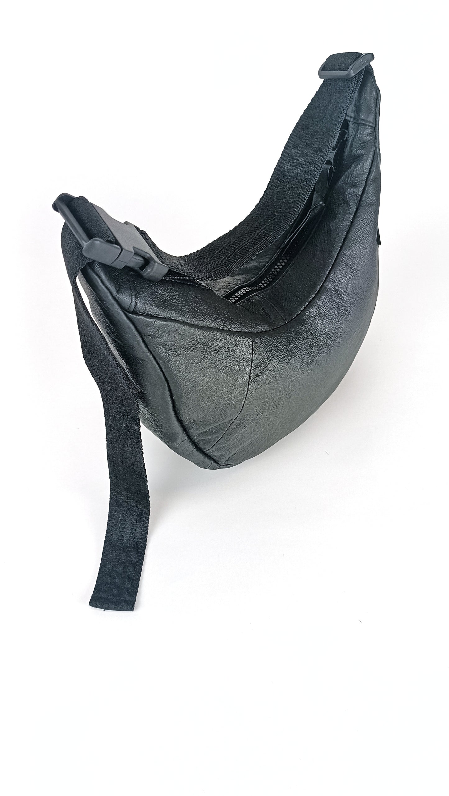 Two-ways-to-wear Bag "Mauri"
