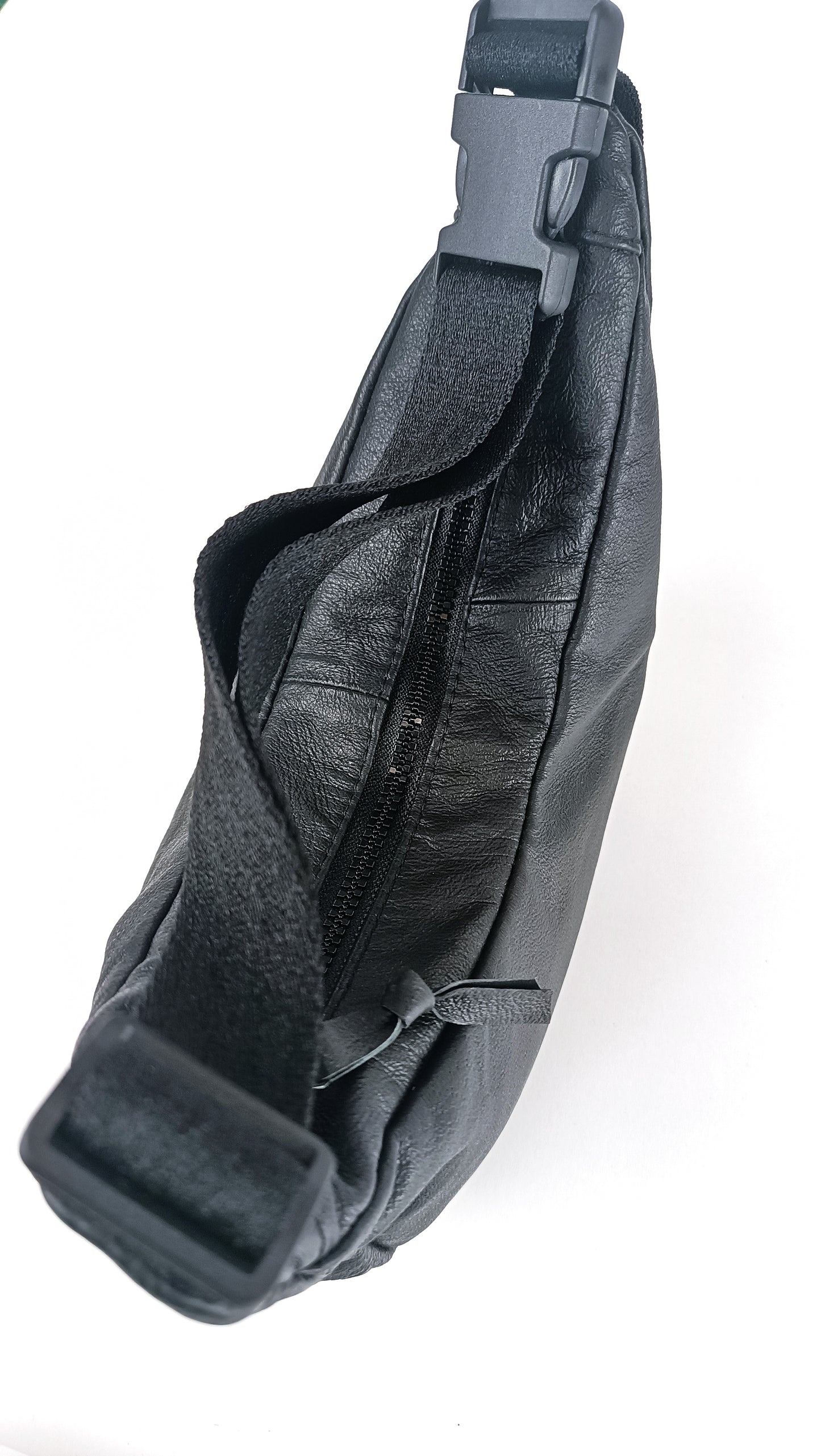 Two-ways-to-wear Bag "Mauri"
