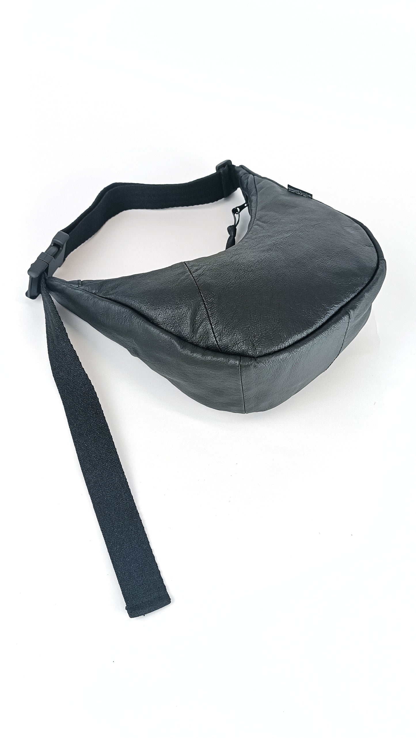 Two-ways-to-wear Bag "Mauri"