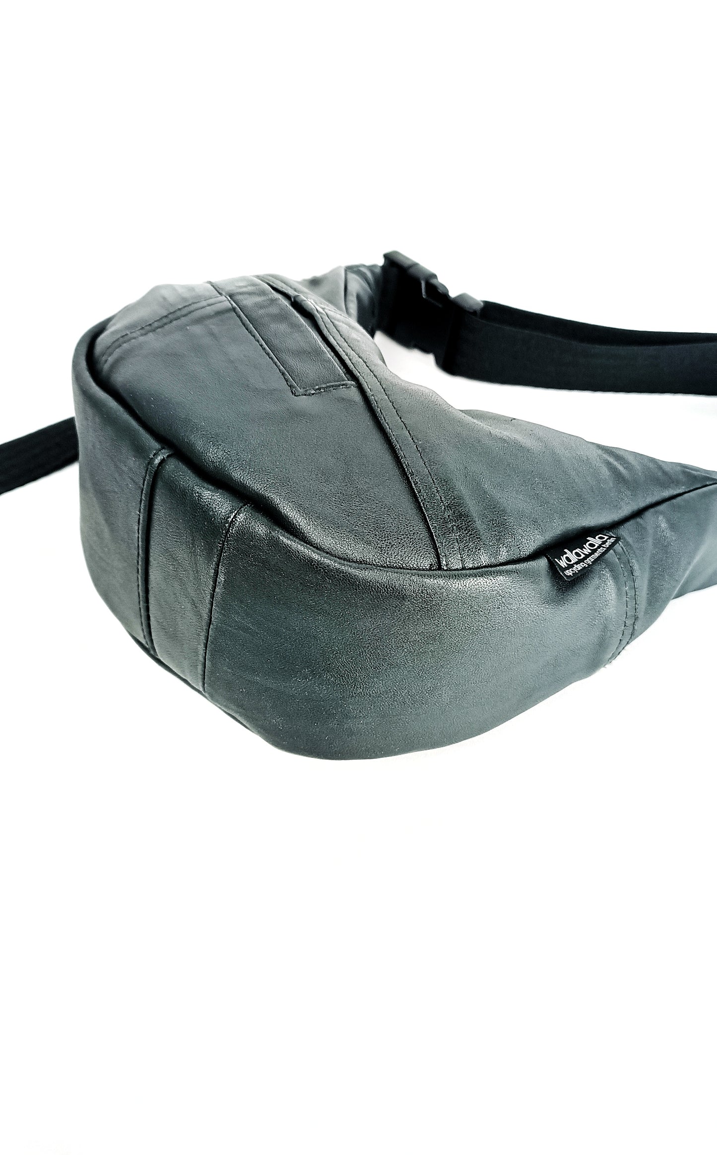 Two-ways-to-wear Bag "Tuff"