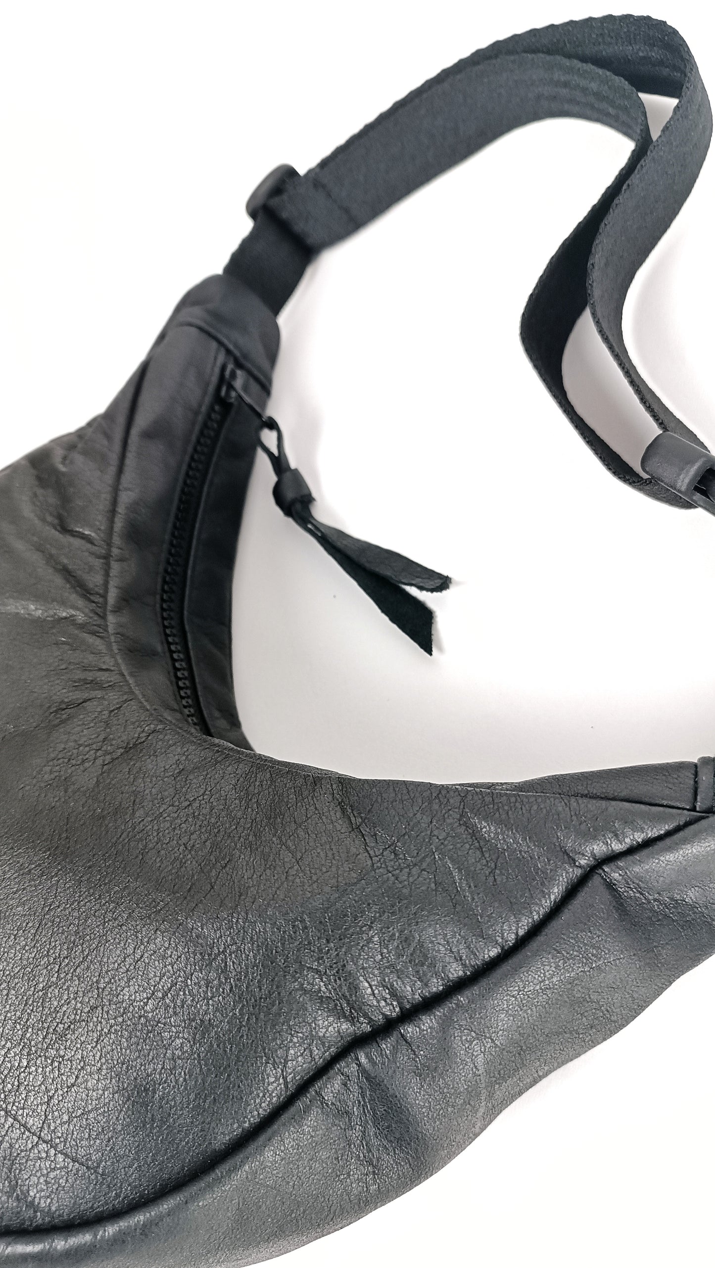 Two-ways-to-wear Bag "Mylaxx"