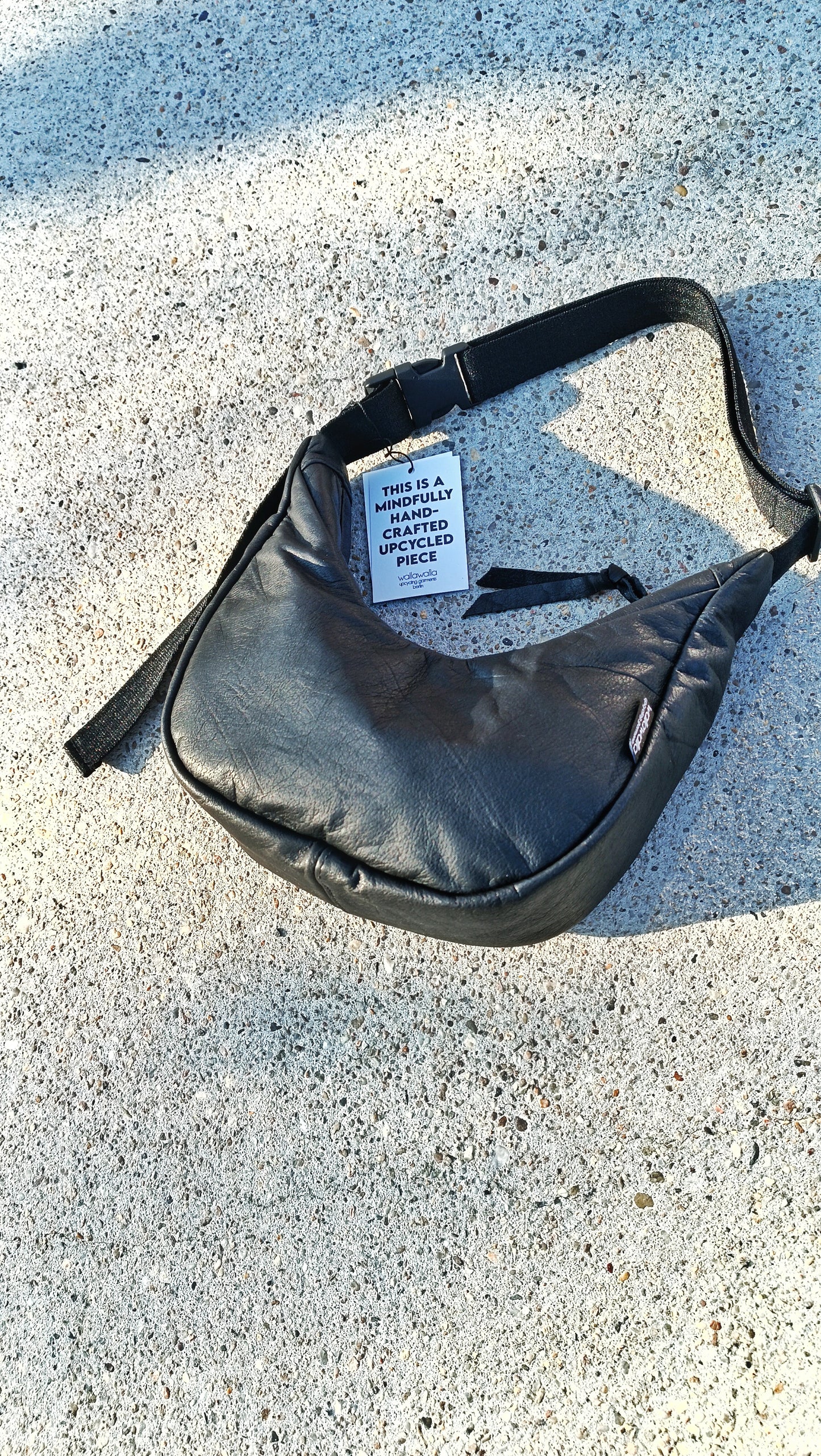 Two-ways-to-wear Bag "Mylaxx"