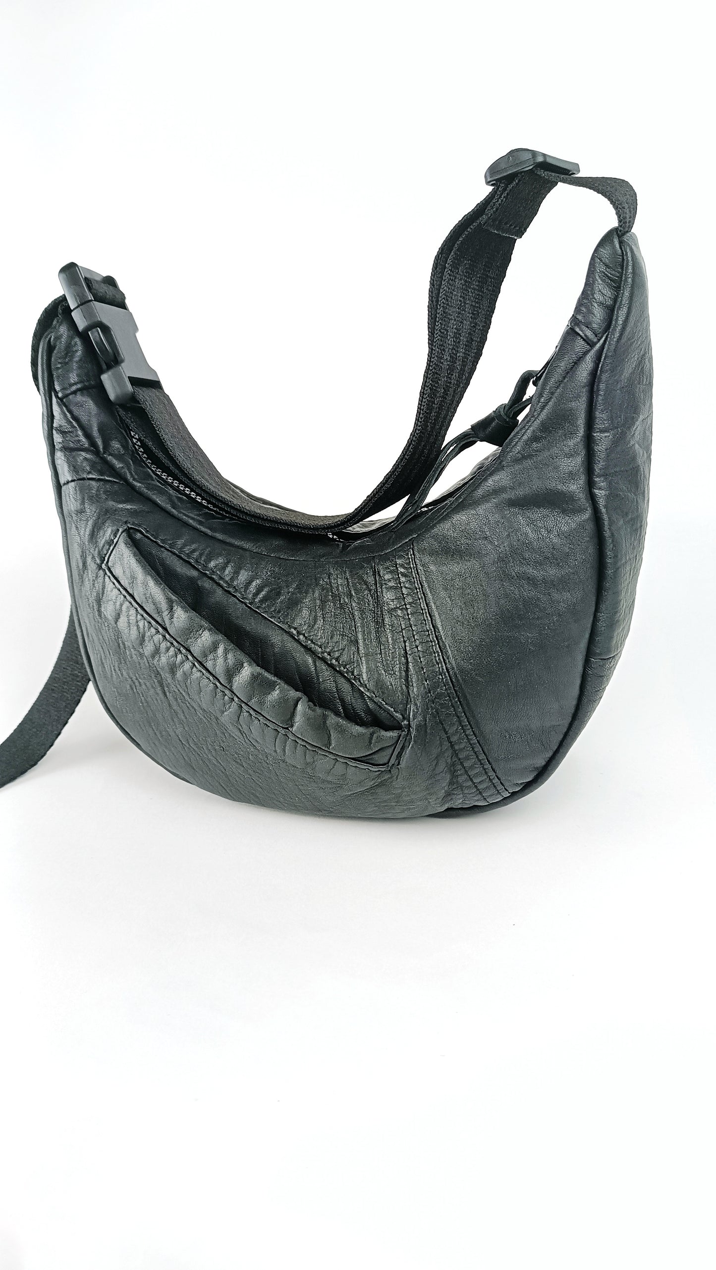Two-Ways-To-Wear Bag "Mokkae"