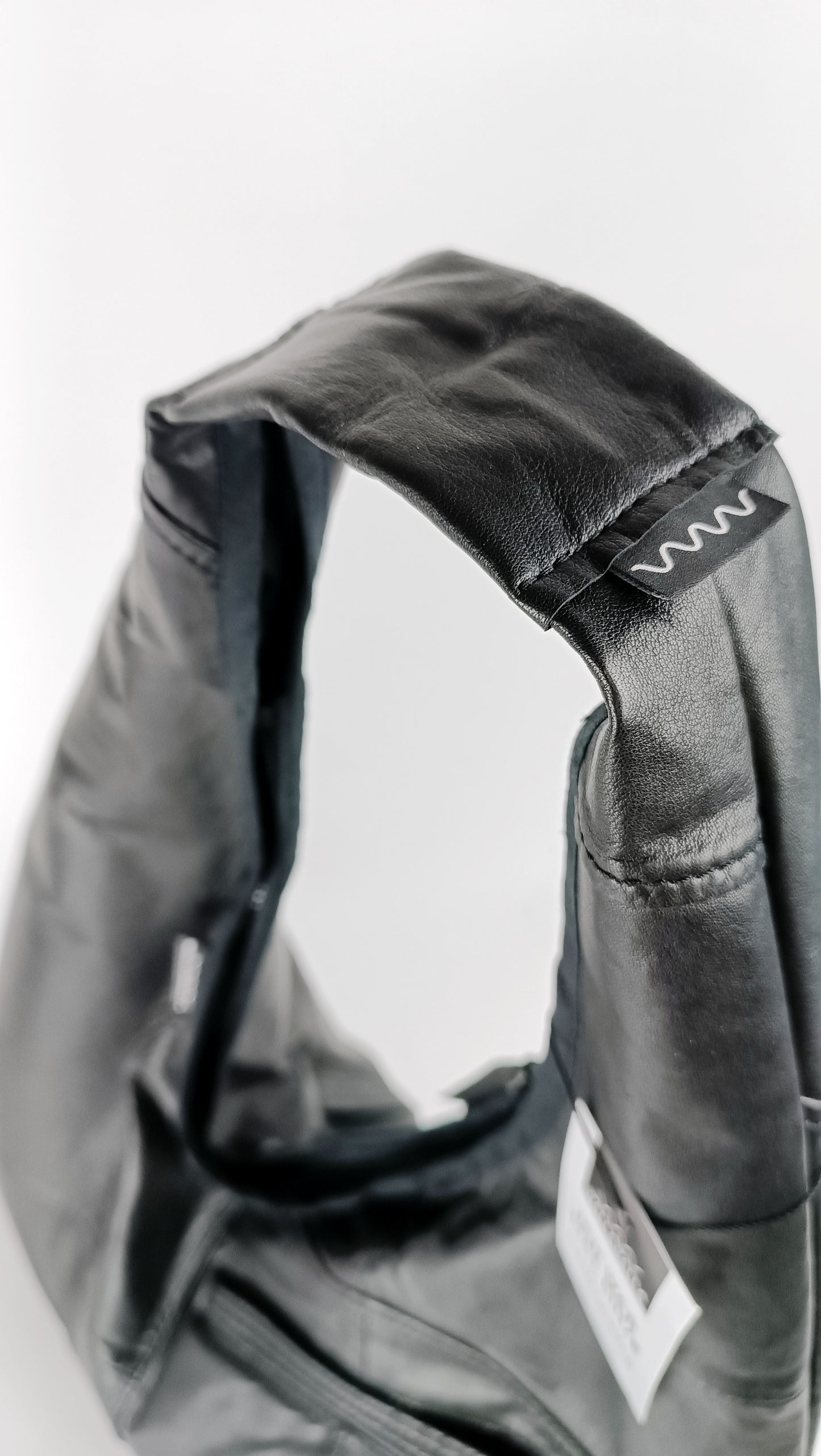 Triangle Bag "Vulani"