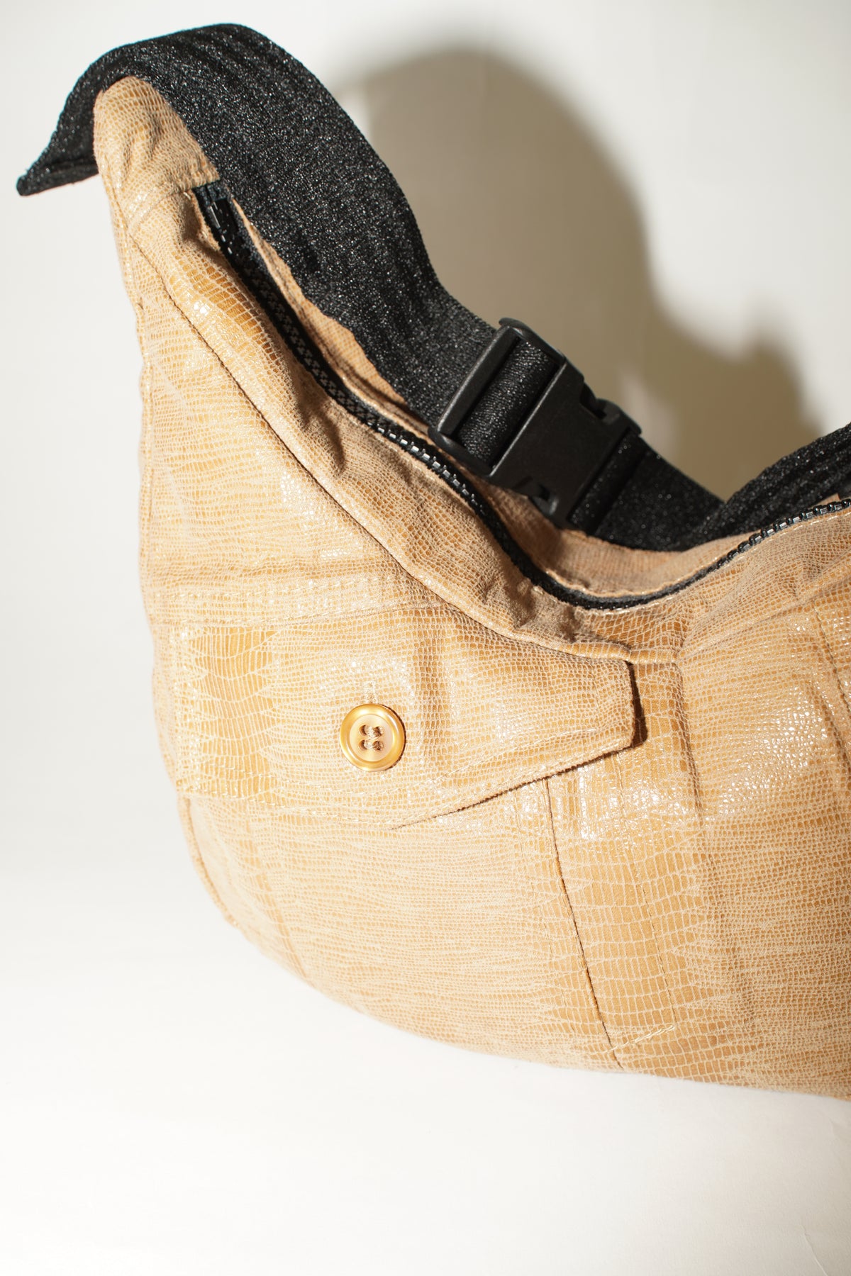 X Crossbody Bag | Upcycling Animalprint