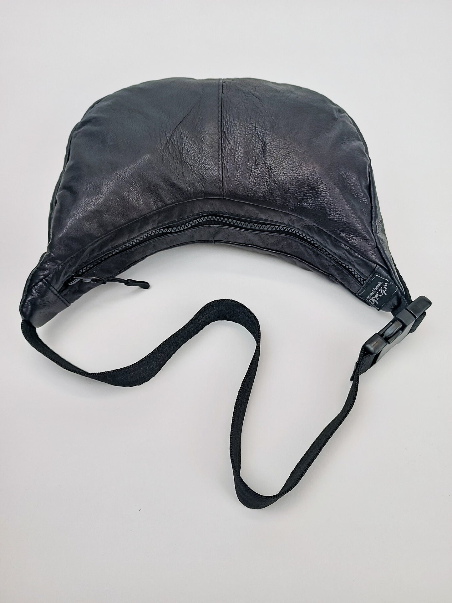 Leder Crossbodybag, Schultertasche "Emmeline", Upcycling, Einzelstück, schwarz , vintage, Y2K