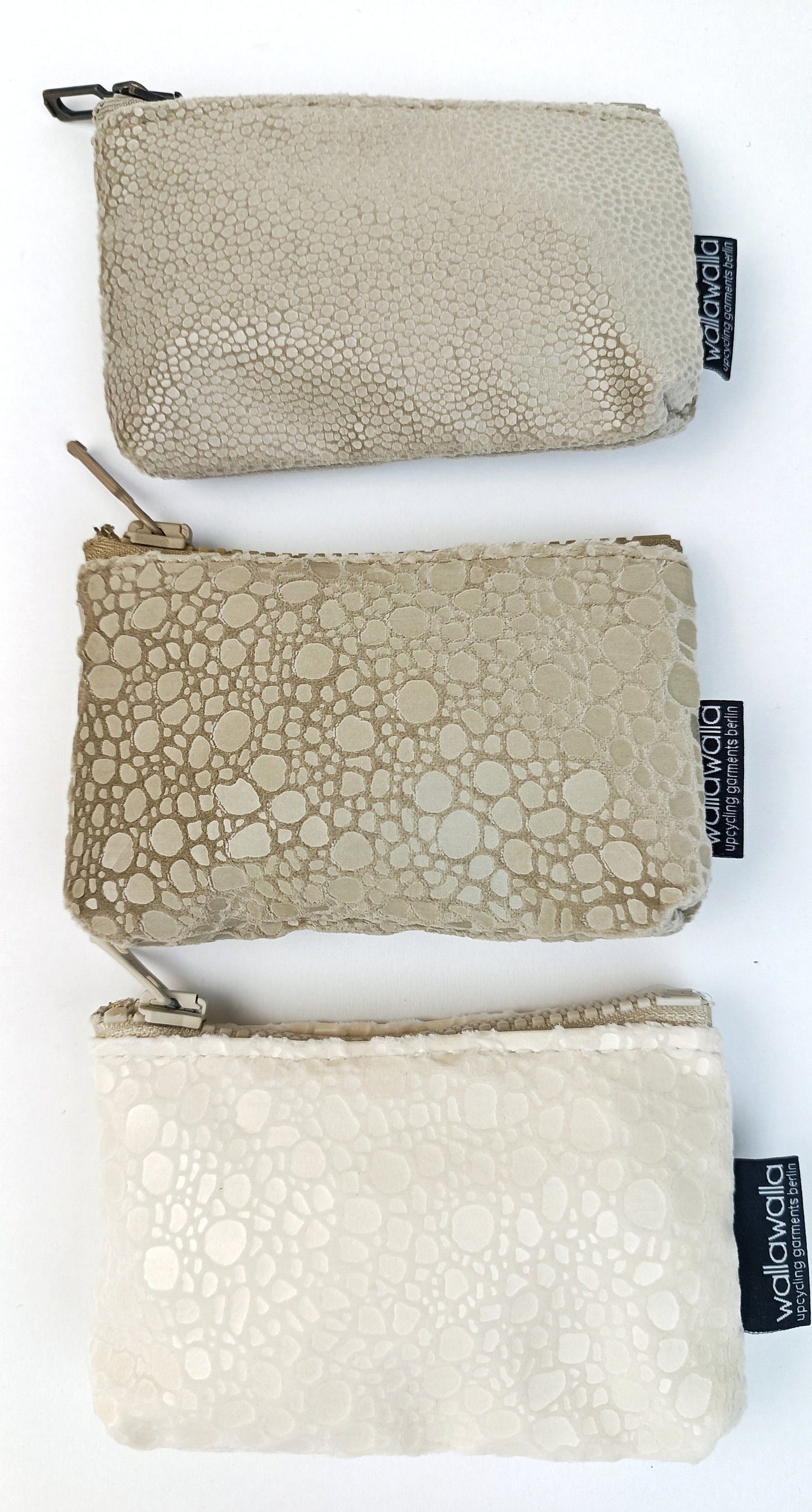 Upcycling Mini Geldbörse Größe S, kleines Portmonnaie, Geldbeutel, Kosmetiktasche, Stiftetasche, Bankkarten, Brillenetoui, kleines Geschenk,