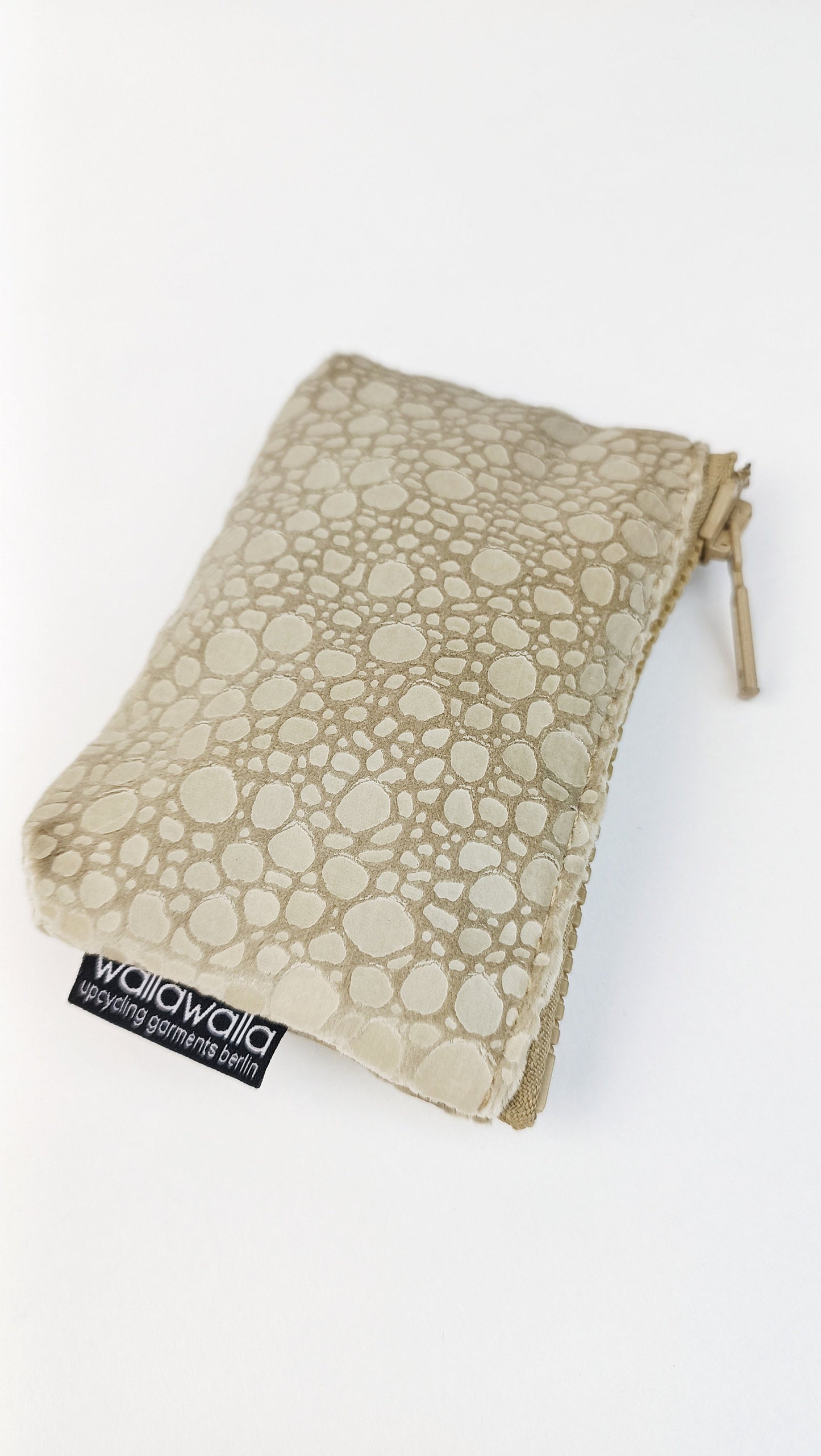 Upcycling Mini Geldbörse Größe S, kleines Portmonnaie, Geldbeutel, Kosmetiktasche, Stiftetasche, Bankkarten, Brillenetoui, kleines Geschenk,