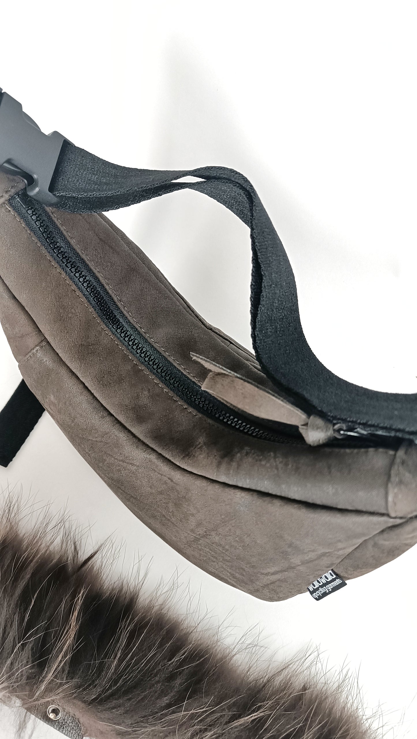 Two-Ways-To-Wear-Bag "Biro"