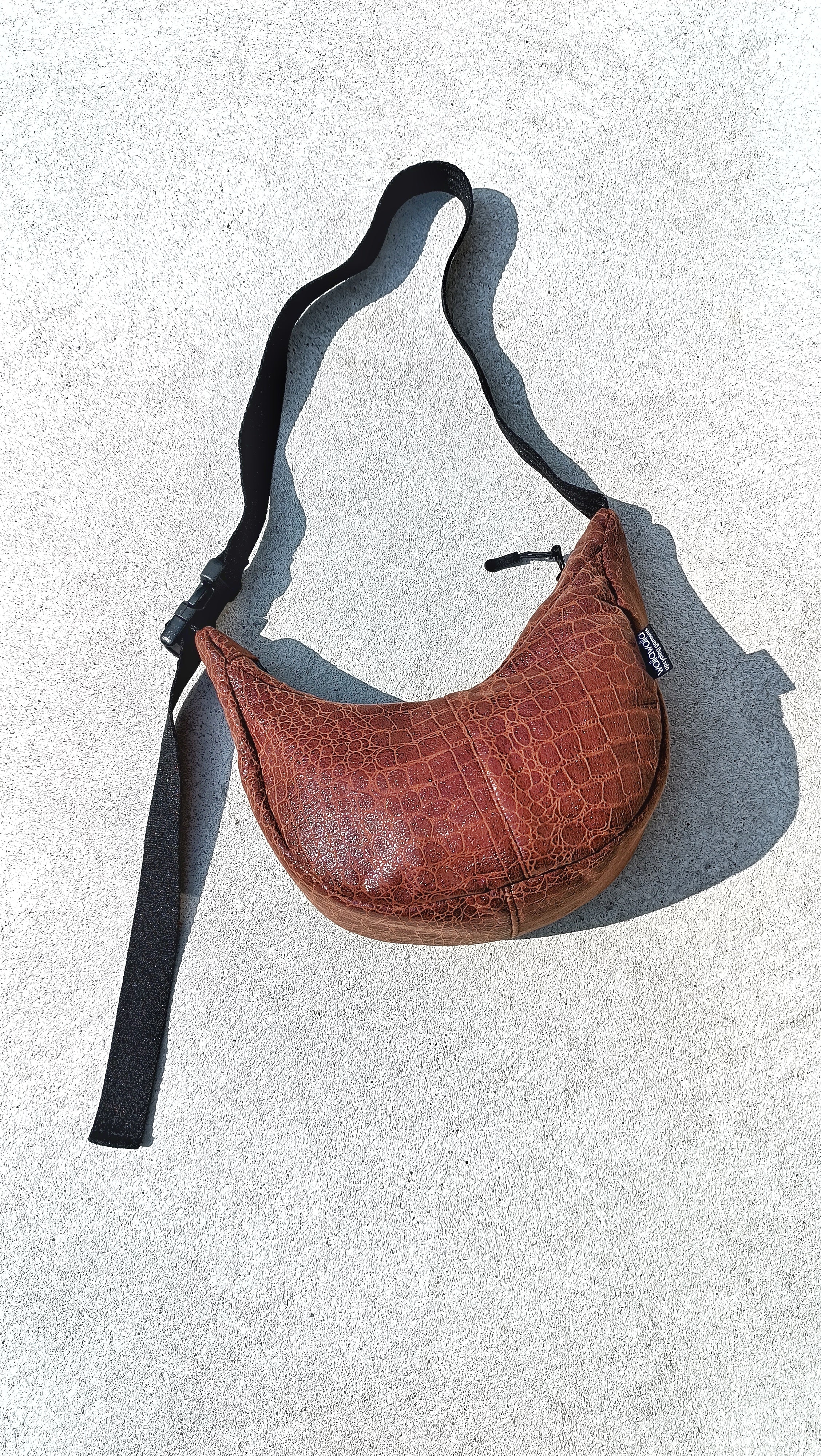 nachhaltige crossbody bag velari recyceltes material
