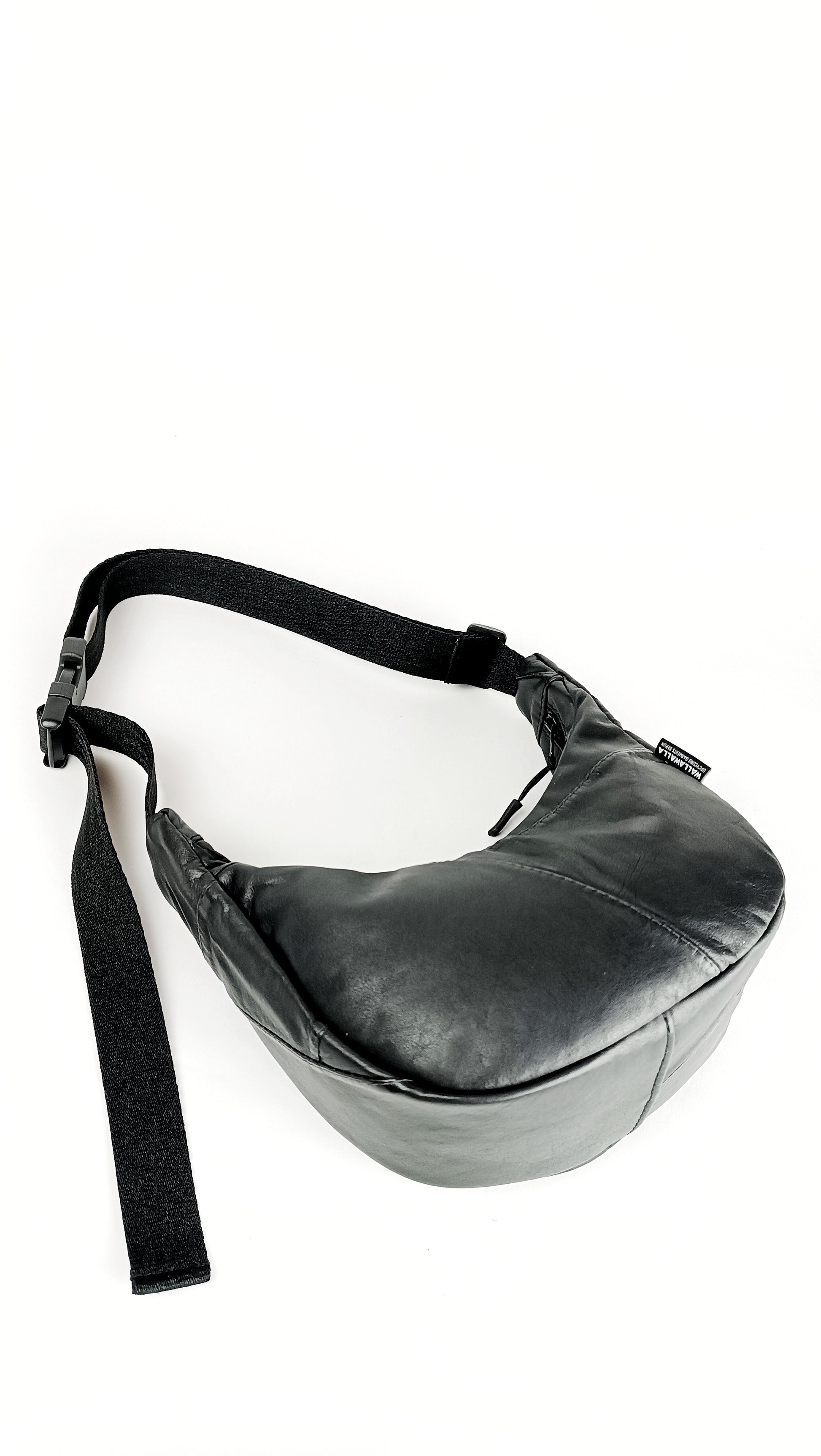 wallawalla two ways to wear bag upcycling crossbody bag berlin