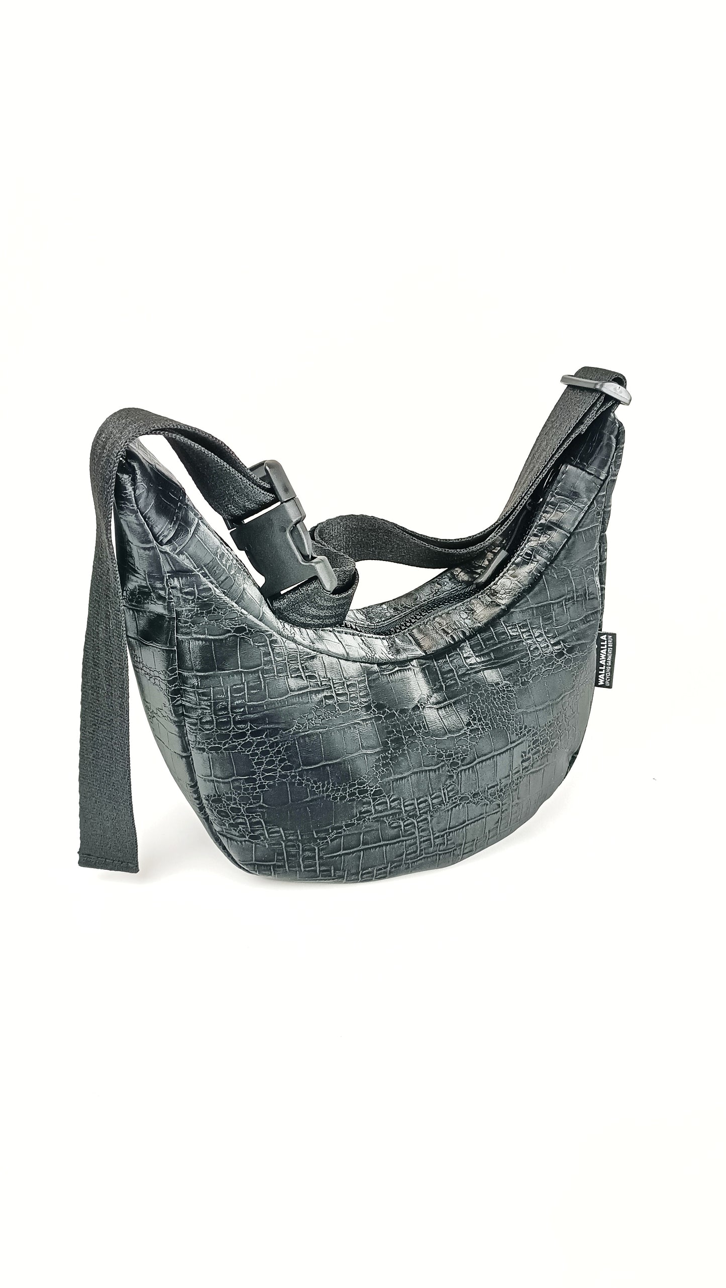 wandlungsfaehige crossbody bag nachhaltiges unikat wallawalla