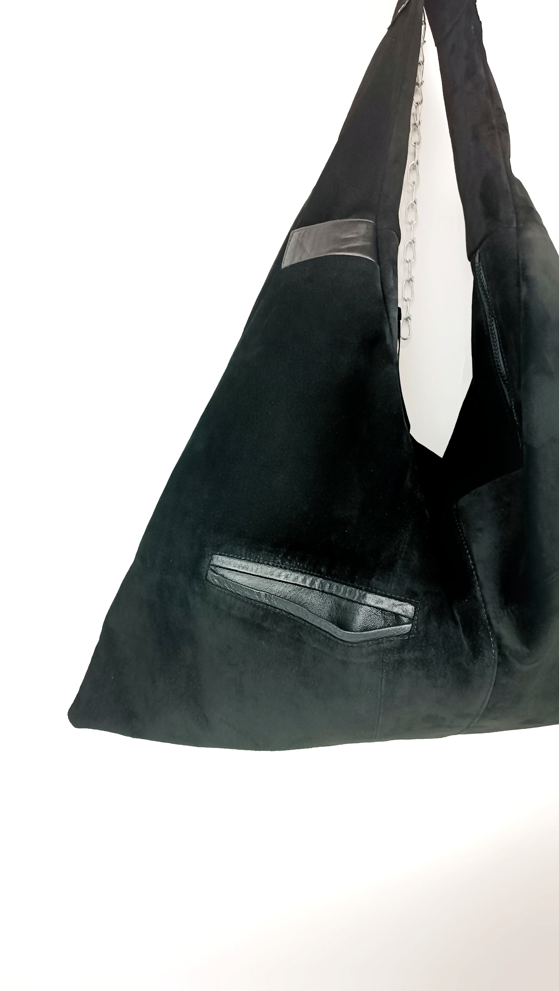 triangle bag unisex tasche aus upgecycelten textilien Außentasche