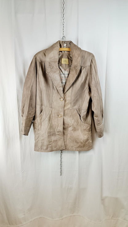Beige Vintage Lederjacke aus  vor dem Upcycling zur Shopper Bag
