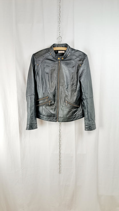 Vintage Jacke aus Leder vor dem Upcycling zur Two-Way Bag