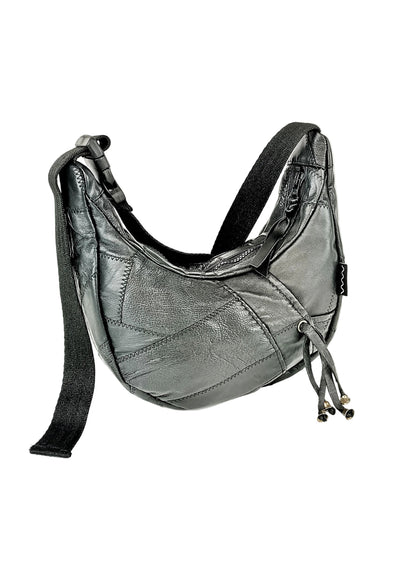 Schwarze Patchwork Crossbody Bag aus Leder, handgemachtes Upcycling-Unikat von Wallawalla Berlin
