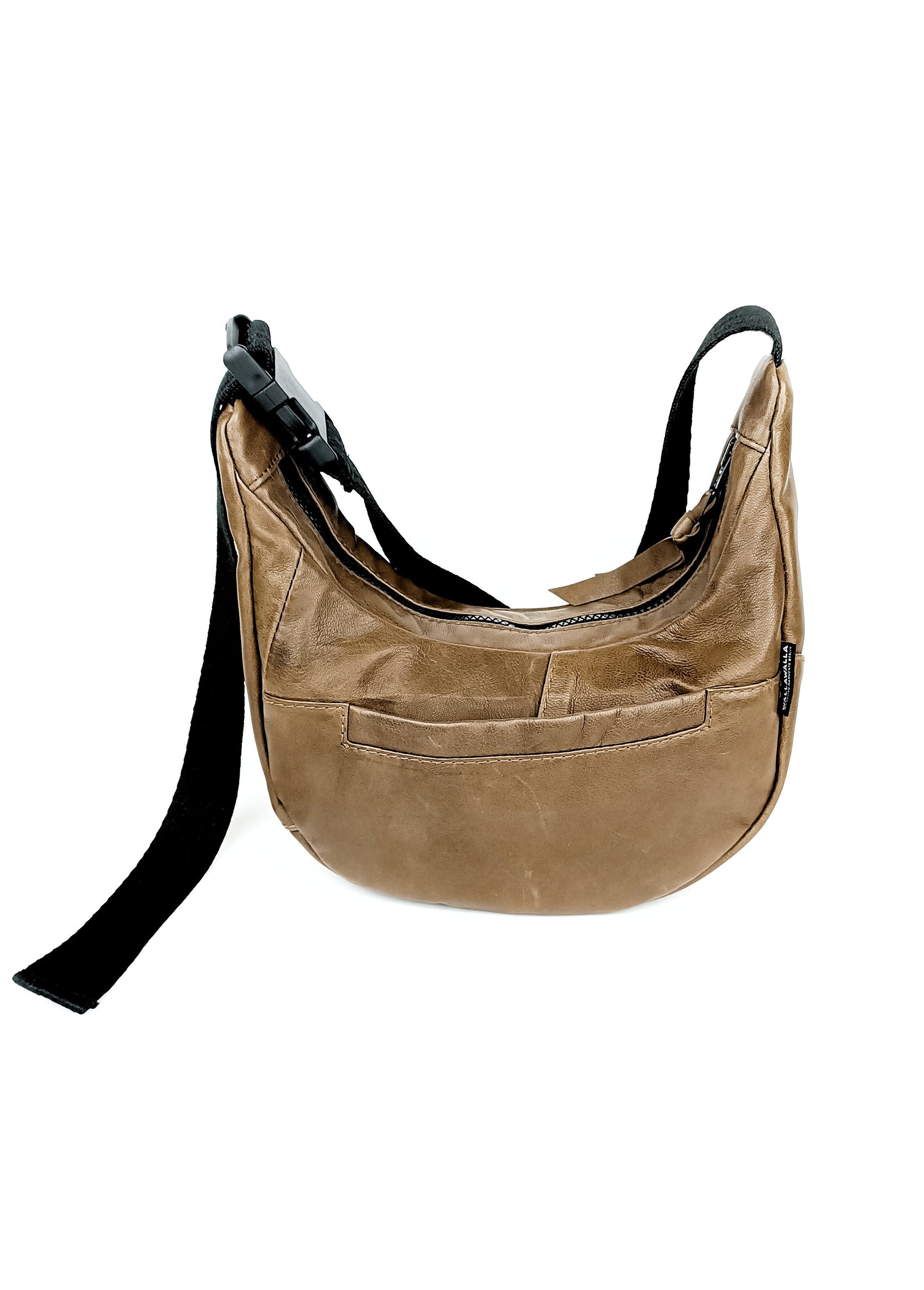 Braune Crossbody Bag aus Glattleder, handgemachtes Upcycling-Unikat von Wallawalla Berlin