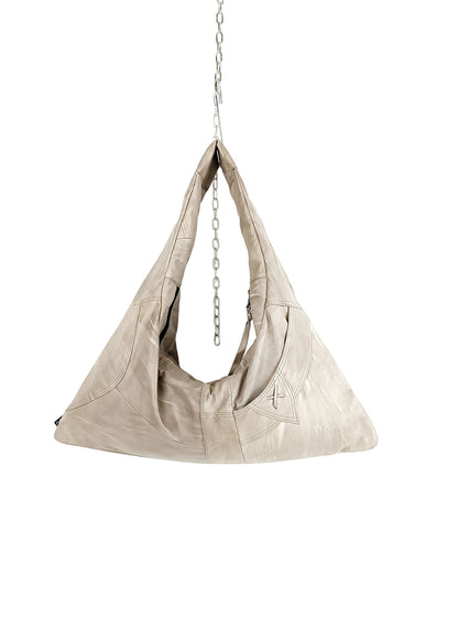 Sandfarbene Triangle Bag S aus Vintage Leder, handgemachtes Upcycling-Unikat von Wallawalla Berlin