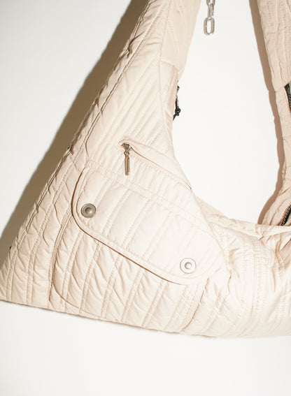 Detailansicht wallawalla Bag aus recyceltem gesteppten Stoff  in geld Butter yellow