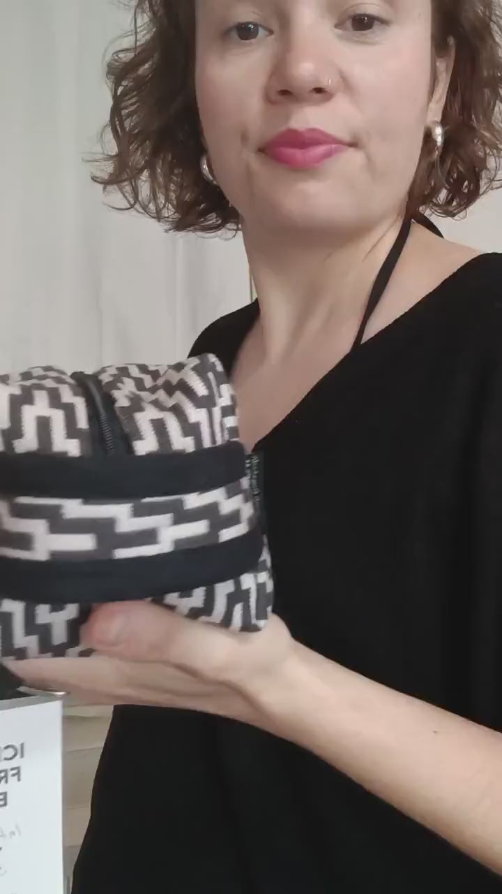 Große Kulturtasche aus geretteten Materialien, Upcycling, nachhaltig, Kulturbeutel, Set, Reisetasche,Waschtasche, Make Up Bag, Kosmetik